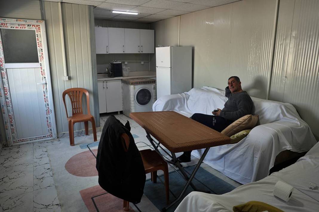 İki yıl sonra konteyner eve yerleştirildi: Mağarada daha huzurluydum! Depremzedenin sözleri şaşkına çevirdi 14